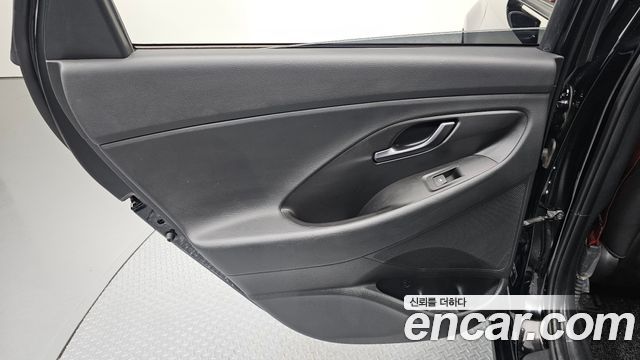 Hyundai i30 2020 — photo 15