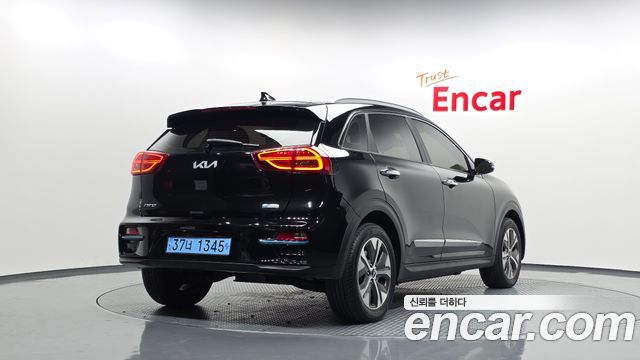 Kia Niro 2022 — photo 2