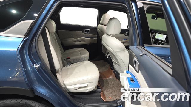 Kia Sorento 2022 — photo 18