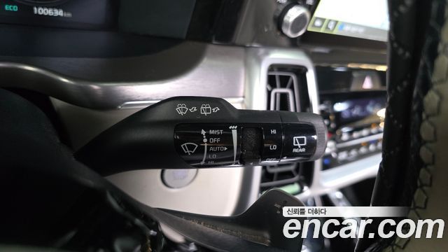 Kia Sorento 2022 — photo 32