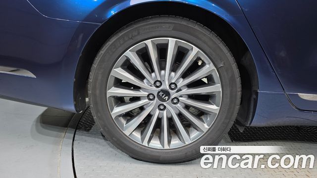 Kia K7 2016 — photo 5