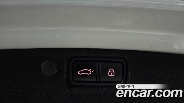 Kia K7 2016 — photo 16