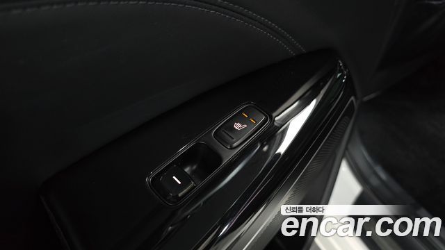 Kia K7 2016 — photo 17