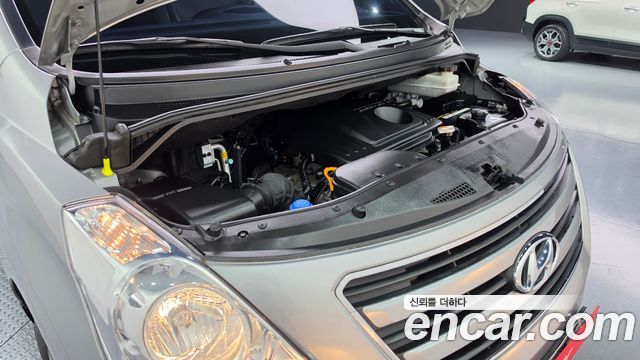 Hyundai Starex 2016 — photo 6