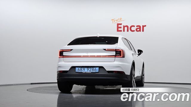 Polestar Polestar 2 2023 — photo 4
