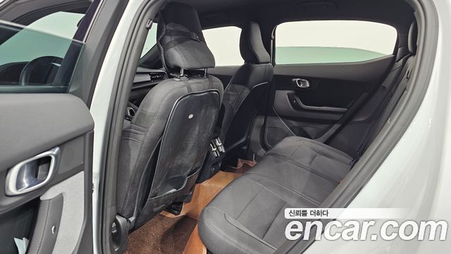 Polestar Polestar 2 2023 — photo 17