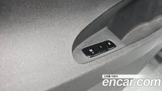 Polestar Polestar 2 2023 — photo 22