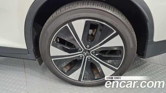 Polestar Polestar 2 2023 — photo 7