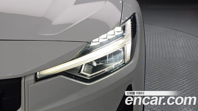 Polestar Polestar 2 2023 — photo 8
