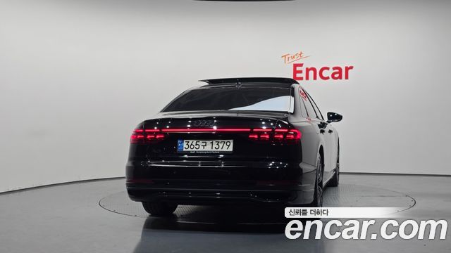 Audi A8 2023 — photo 4