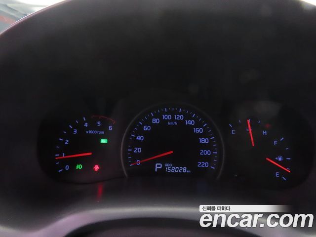 Kia Canival 2013 — photo 10