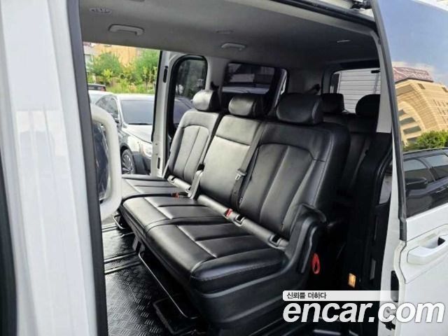 Hyundai Staria 2023 — photo 10
