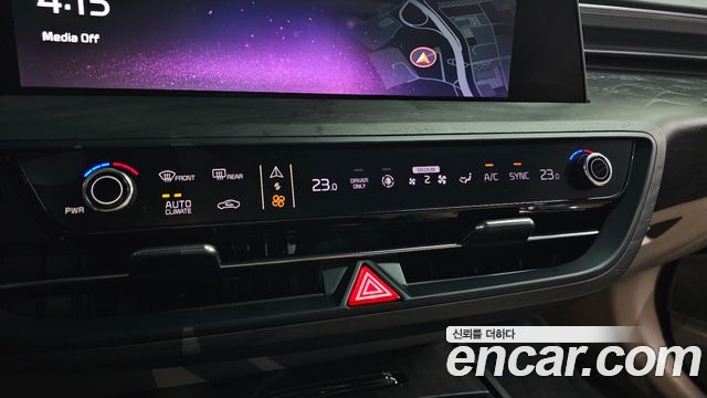 Kia K8 2022 — photo 25