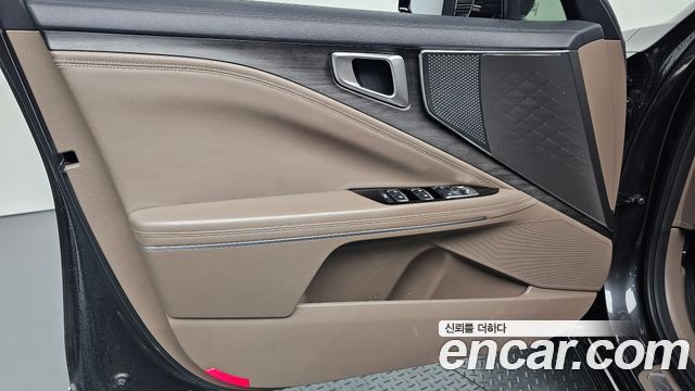 Kia K8 2022 — photo 14