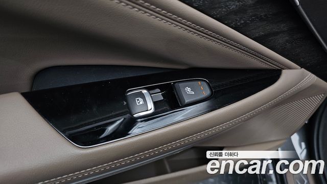 Kia K8 2022 — photo 31