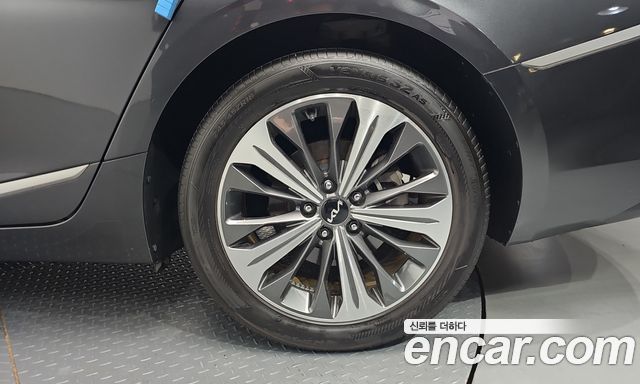 Kia K8 2022 — photo 37