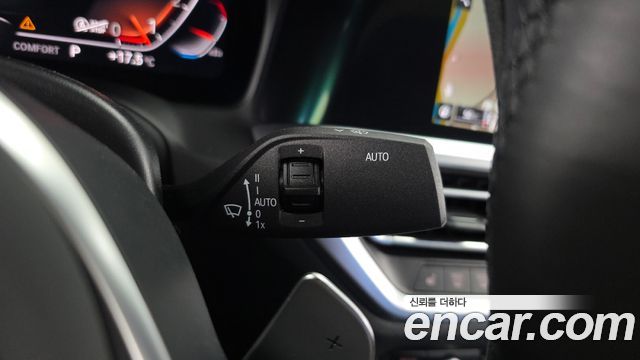 BMW 3-Series 2021 — photo 28
