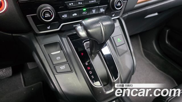 Honda CR-V 2017 — photo 9