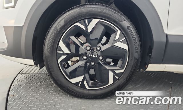 Kia Niro 2023 — photo 5
