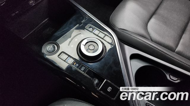 Kia Niro 2023 — photo 12
