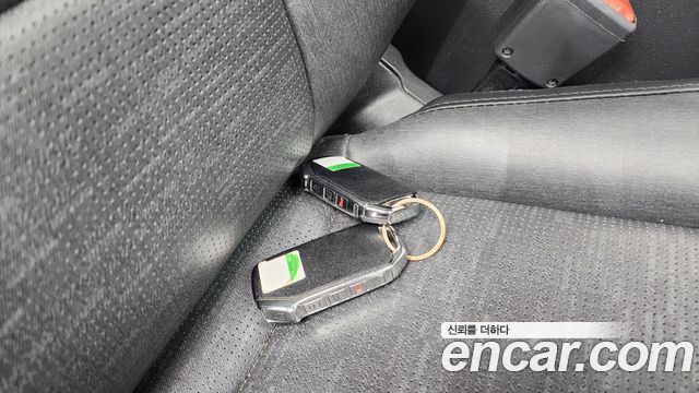 Kia Niro 2023 — photo 21