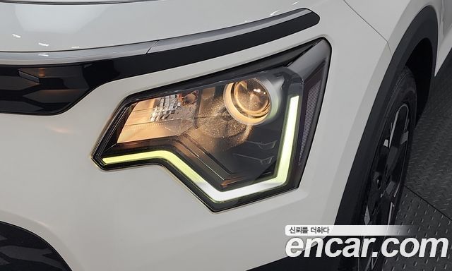 Kia Niro 2023 — photo 8