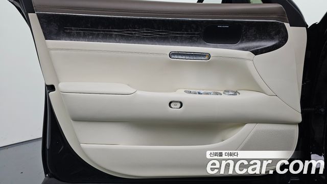 Genesis G90 2022 — photo 14
