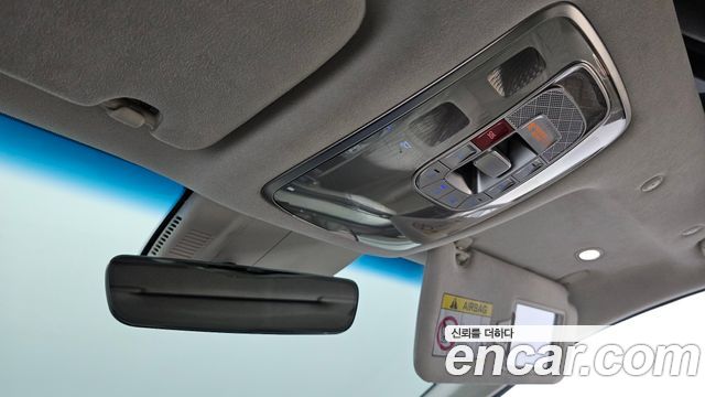 Genesis G90 2022 — photo 37