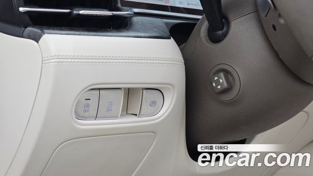 Genesis G90 2022 — photo 41