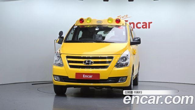 Hyundai Starex 2017 — photo 3