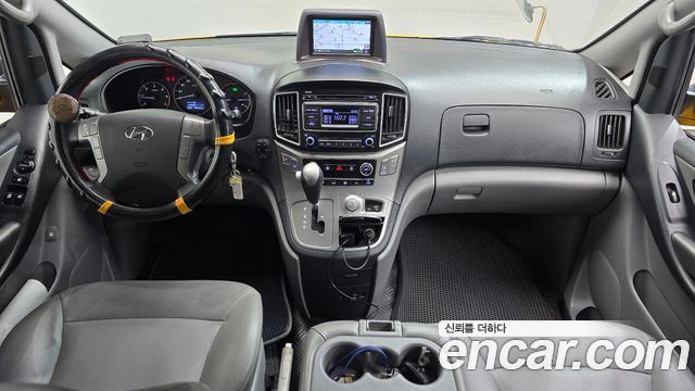 Hyundai Starex 2017 — photo 7