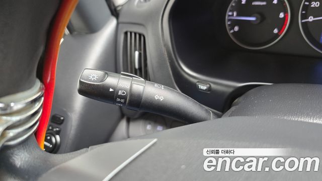 Hyundai Starex 2017 — photo 19