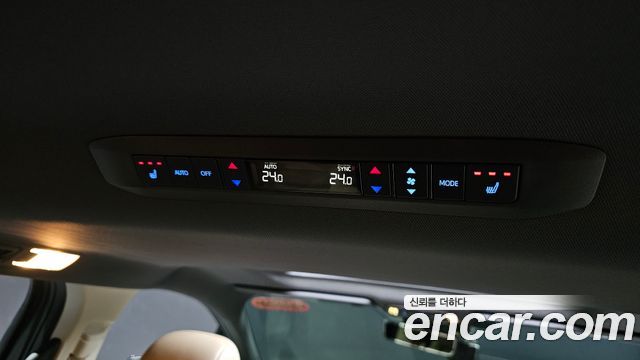 Toyota Sienna 2024 — photo 24