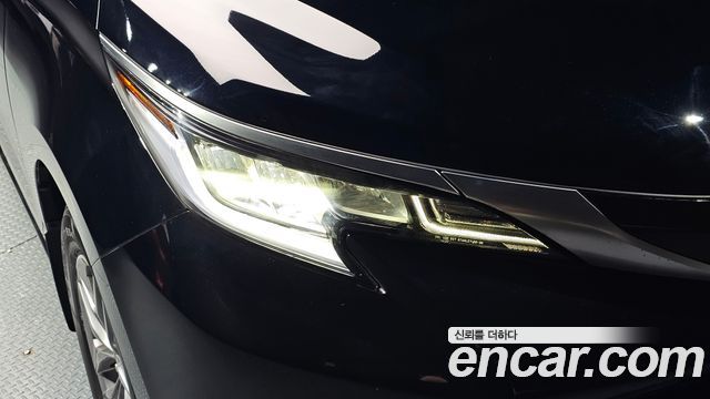 Toyota Sienna 2024 — photo 8