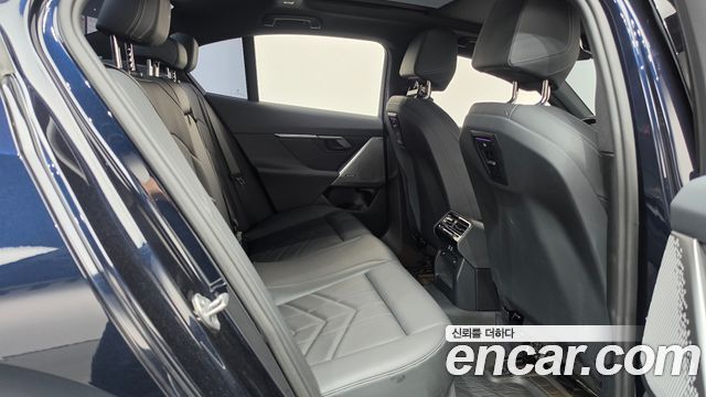 BMW 5-Series 2024 — photo 17