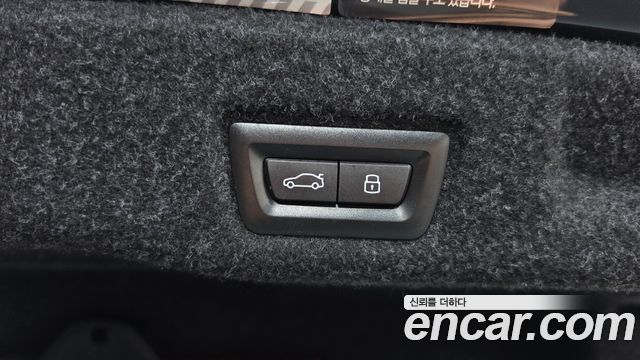 BMW 5-Series 2024 — photo 24