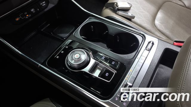 Kia Canival 2024 — photo 12