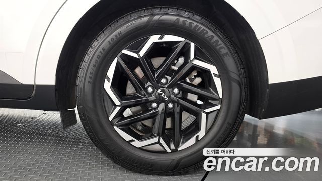 Kia Canival 2024 — photo 7
