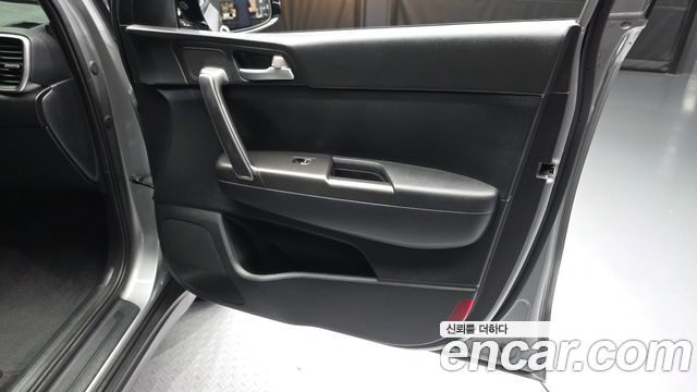 Kia Sportage 2021 — photo 14