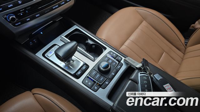Genesis G80 2017 — photo 12