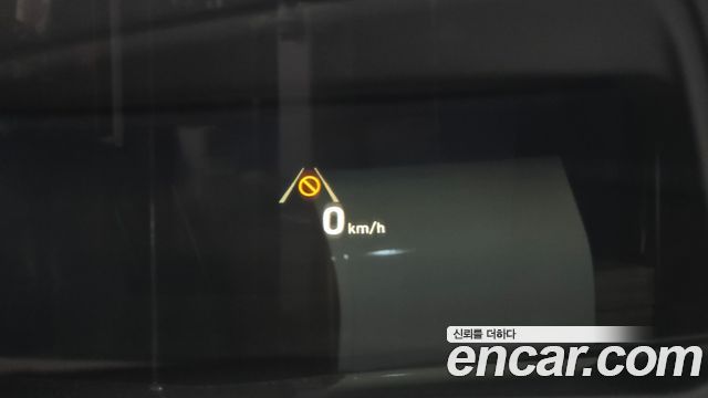 Genesis G80 2017 — photo 23