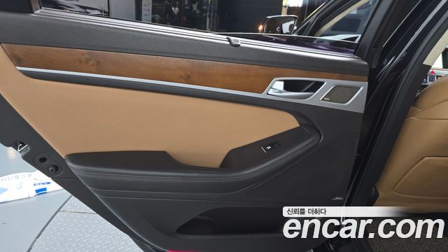 Genesis G80 2017 — photo 15