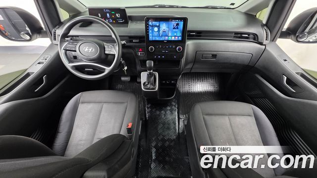 Hyundai Staria 2023 — photo 10