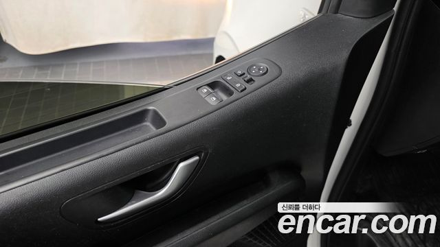 Hyundai Staria 2023 — photo 29