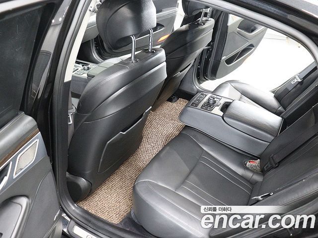 Genesis G80 2019 — photo 15