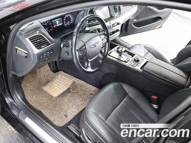 Genesis G80 2019 — photo 16