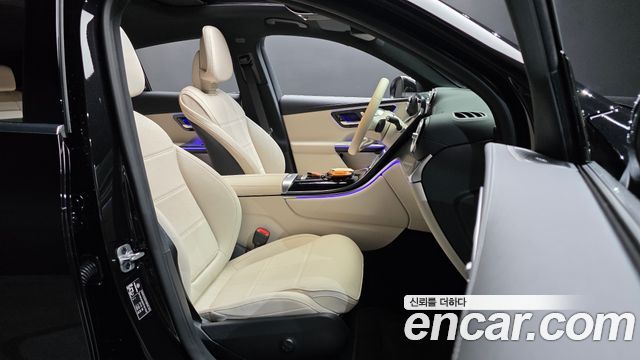 Mercedes-Benz GLC-Class 2026 — photo 16