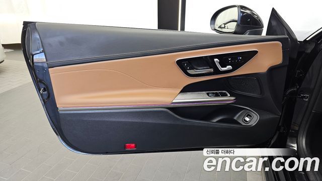 Mercedes-Benz CLE-Class 2025 — photo 14