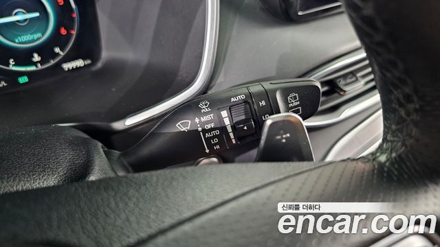 Hyundai Santafe 2021 — photo 28