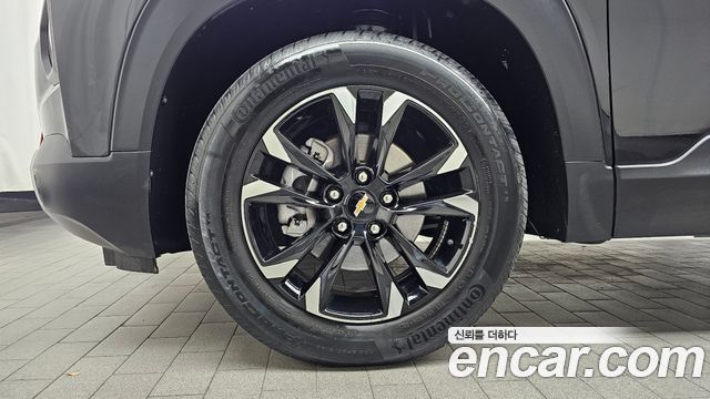 Chevrolet Korea Trailblazer 2022 — photo 5